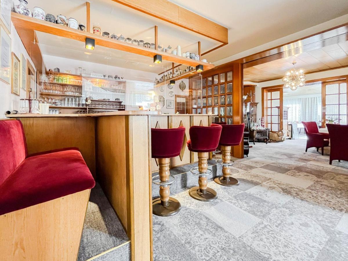 Hotel-Restaurant Vier Linden Stade Extérieur photo